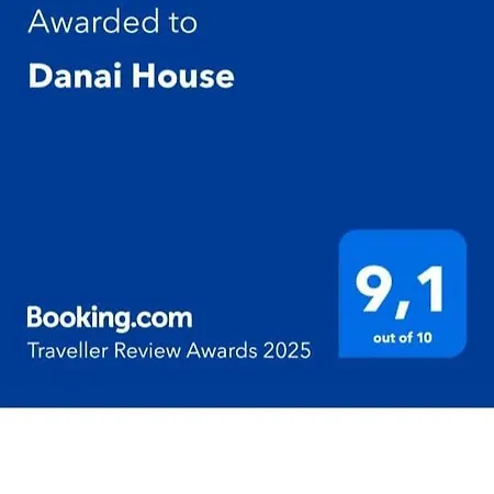 Danai House アパート